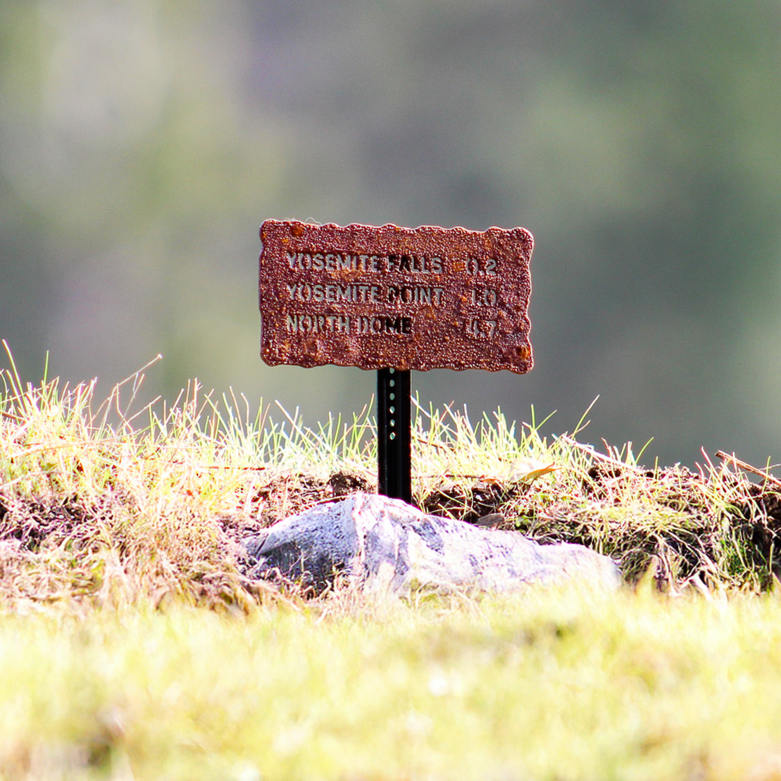 Yosemite Trail Sign: Yosemite Falls to Yosemite Point to North Dome