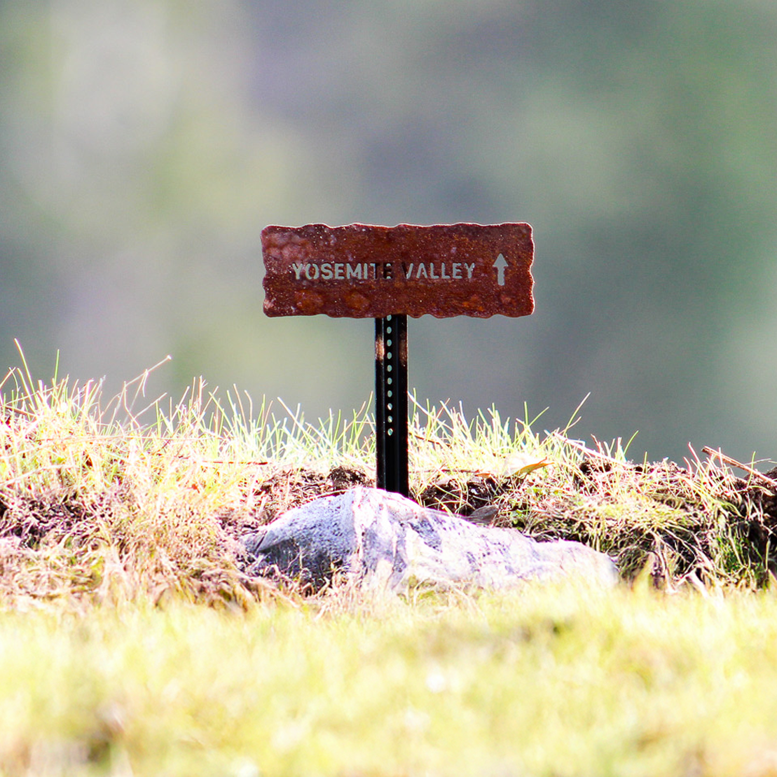 Yosemite Trail Sign: Yosemite Valley